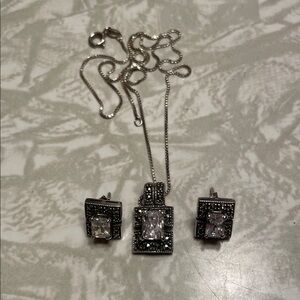 Silver-Tone Clear Crystal Pendant Necklace and Stud Earrings Set